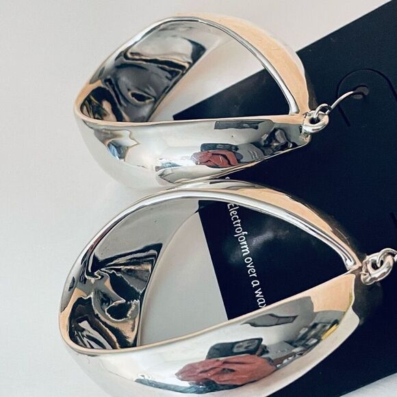 NWT E&L Made in Israel gorgeous sterling silver electroform Dangle Hoop earrings